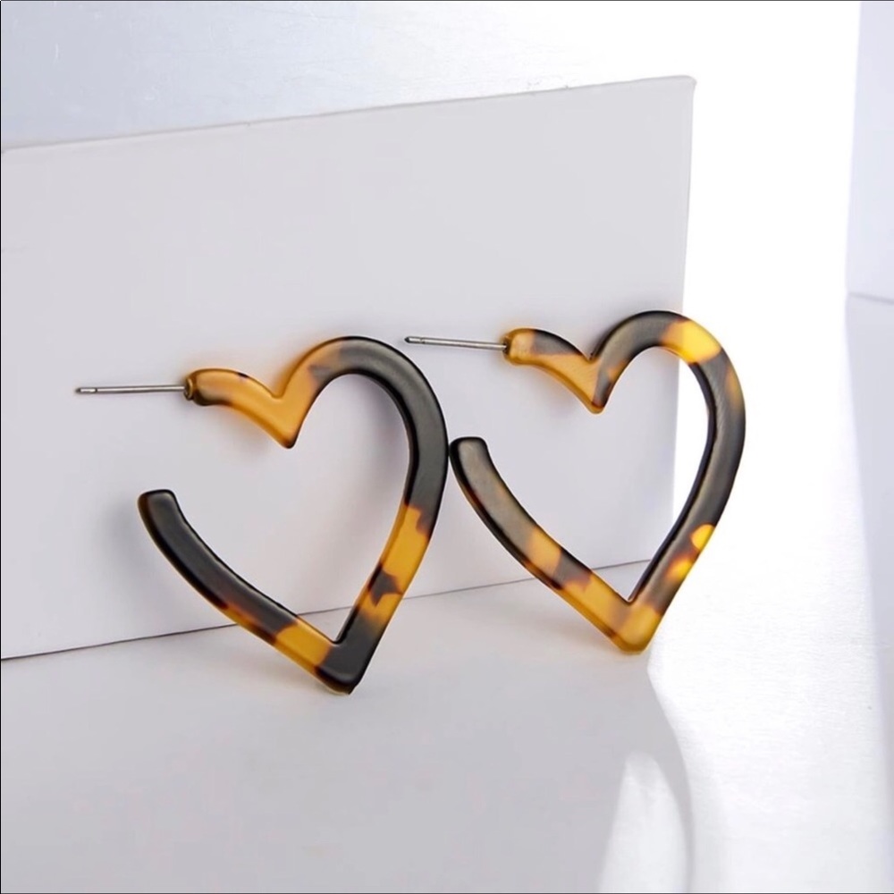 5 for 25$ Super Cute Hearts Animal Print Earrings